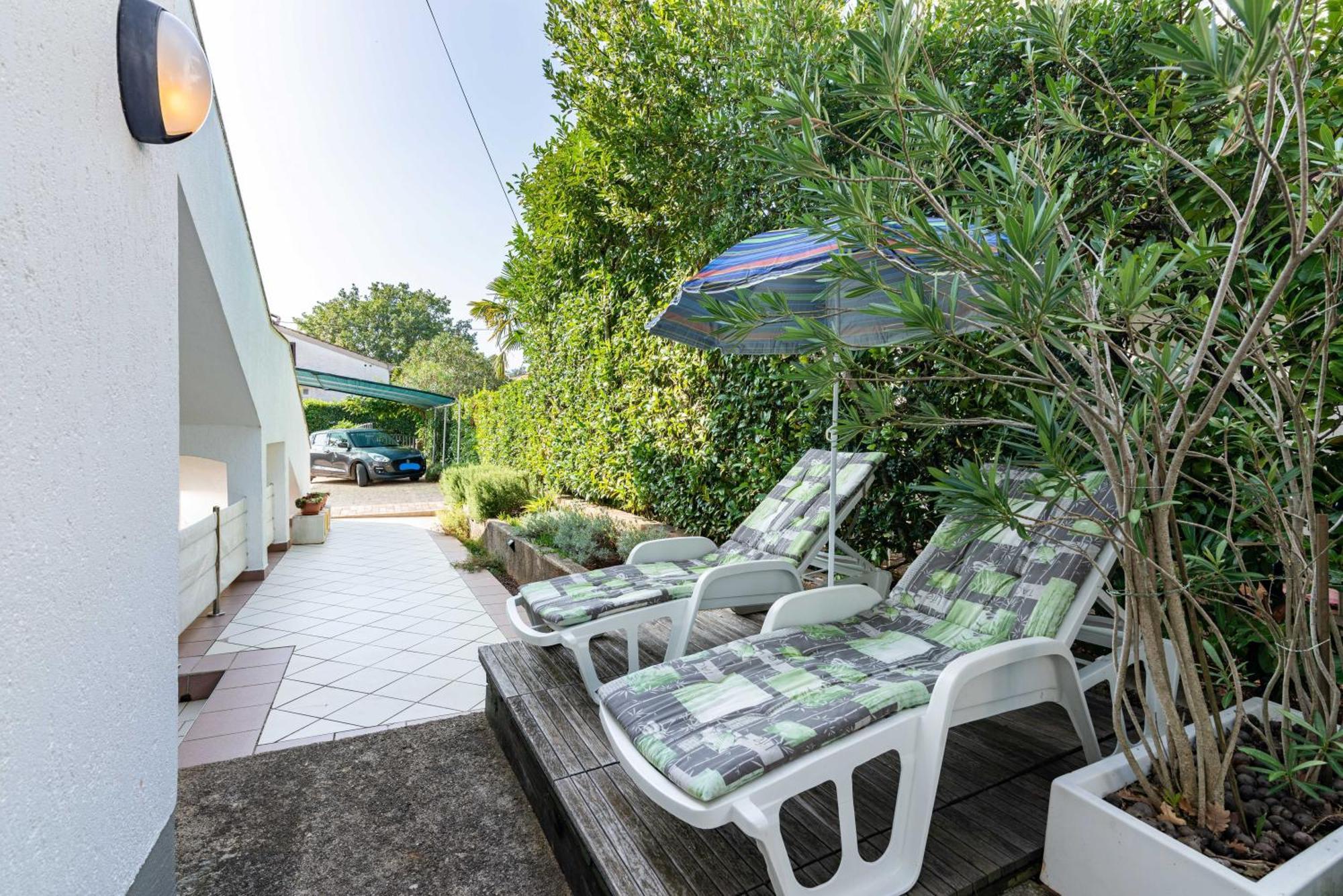Apartment Ana, Vantacici-malinska, Island Krk